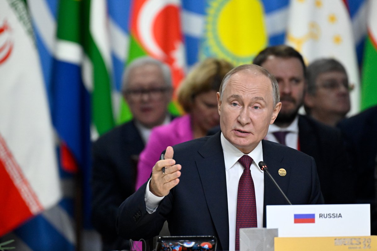 Владимир Путин на саммите БРИКС в Казани, 22 октября 2024 года. Фото: Александр Неменов / EPA