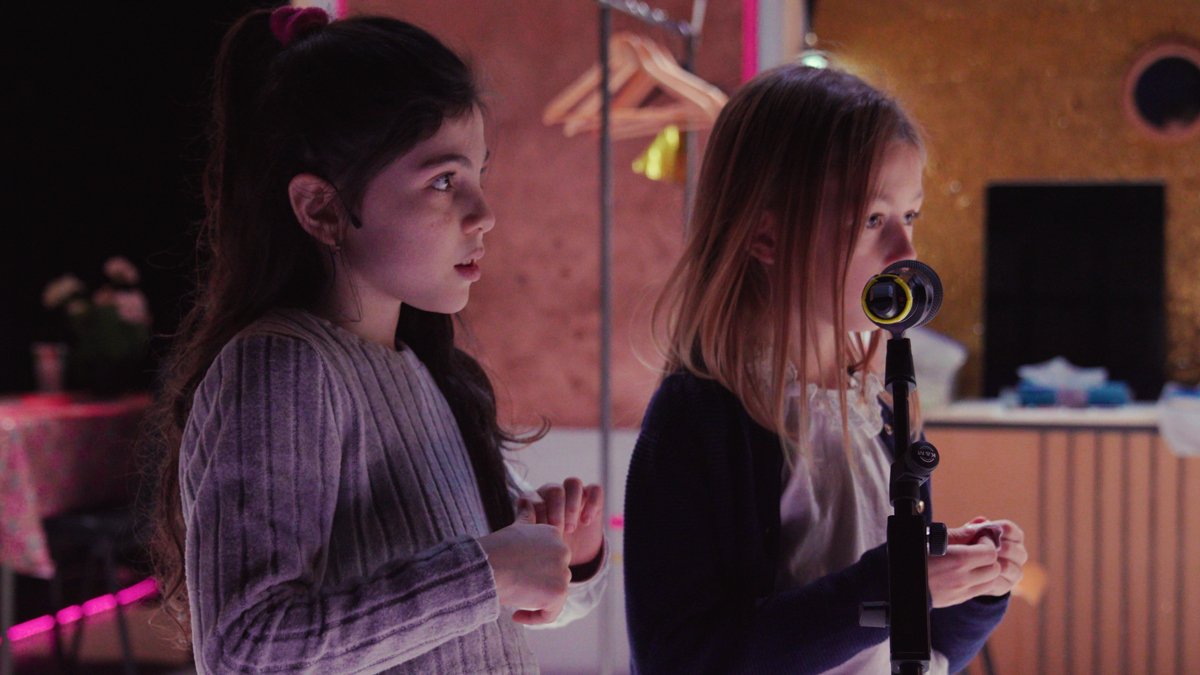 Сцена из спектакля «Валентина». Фото: Théâtre national de Strasbourg (TnS) / Schaubuehne