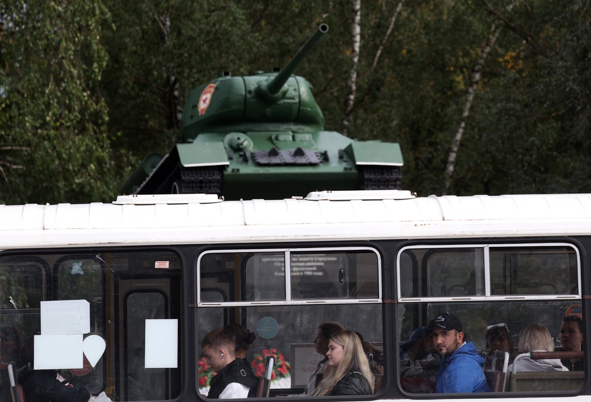 Фото: Максим Шипенков / EPA