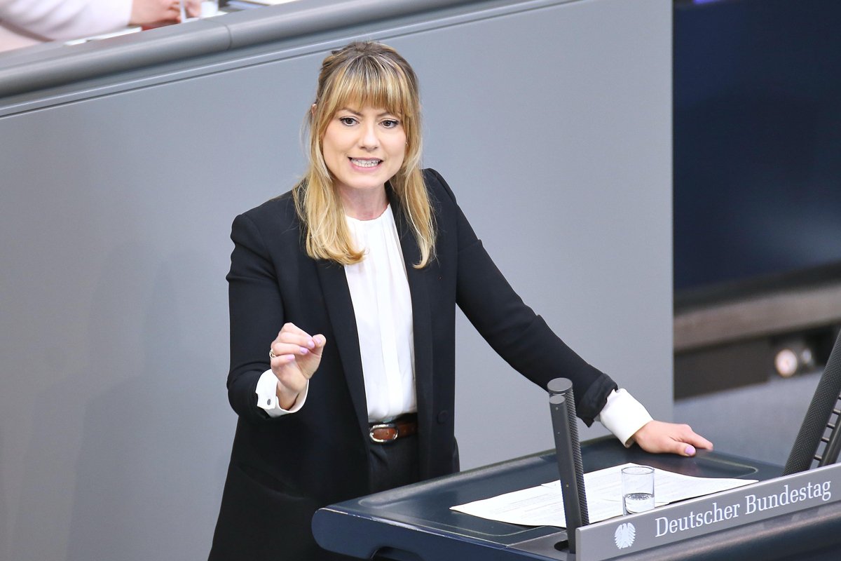 Клара Бюнгер на заседании Бундестага, Берлин, 21 мая 2025 года. Фото: dts News Agency Germany / Shutterstock / Rex Features / Vida Press